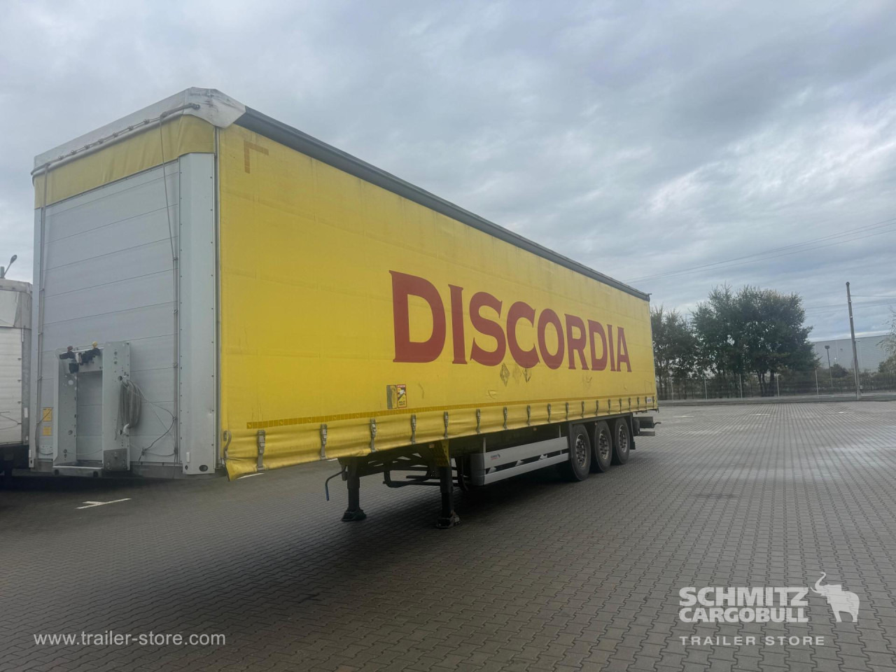 SCHMITZ Curtainsider Standard - Tentinė puspriekabė: foto 4 SCHMITZ Curtainsider Standard - Tentinė puspriekabė: foto 4