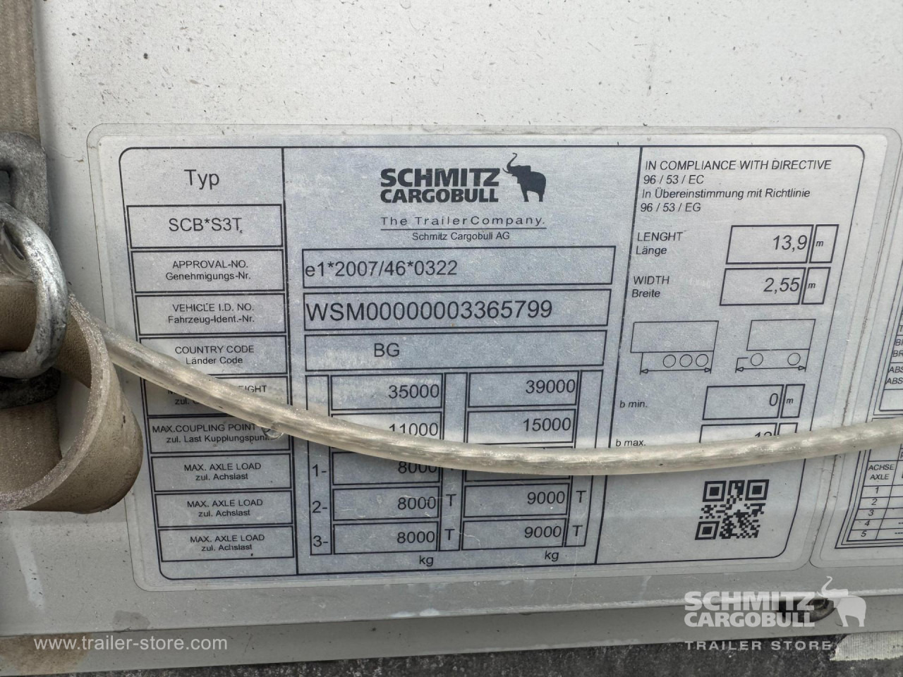 SCHMITZ Curtainsider Standard - Tentinė puspriekabė: foto 2 SCHMITZ Curtainsider Standard - Tentinė puspriekabė: foto 2