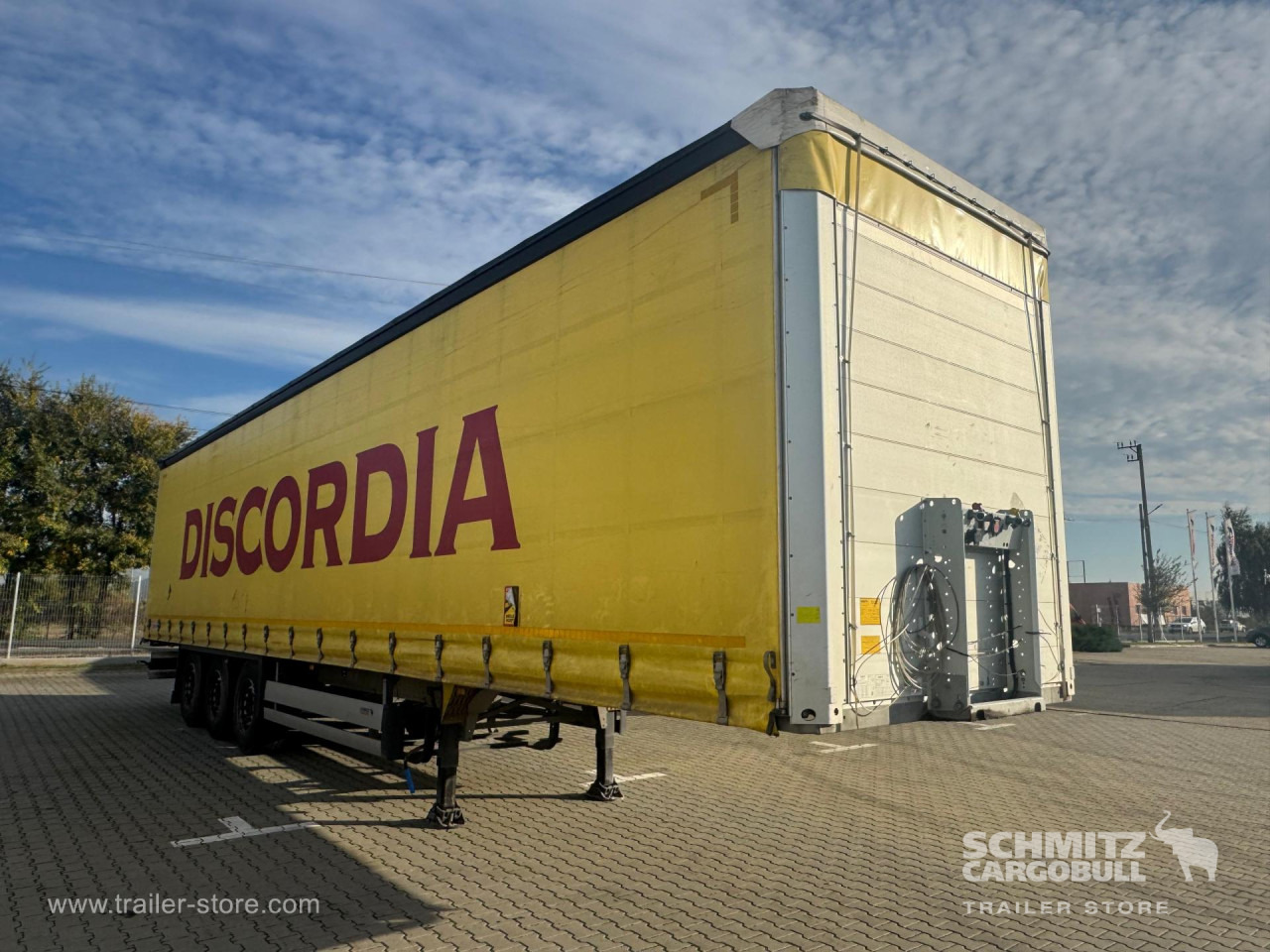 SCHMITZ Curtainsider Standard - Tentinė puspriekabė: foto 4 SCHMITZ Curtainsider Standard - Tentinė puspriekabė: foto 4
