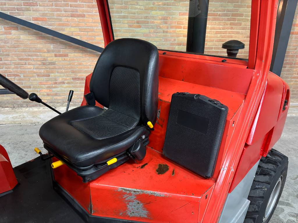 Manitou MH 25.4 T - Krautuvas-visureigis: foto 3 Manitou MH 25.4 T - Krautuvas-visureigis: foto 3