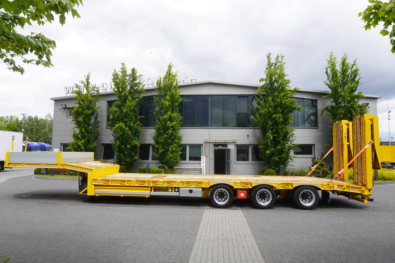 CASTERA S/R 38T semi-trailer / steering axle - Žemo profilio platforma puspriekabė: foto 3 CASTERA S/R 38T semi-trailer / steering axle - Žemo profilio platforma puspriekabė: foto 3