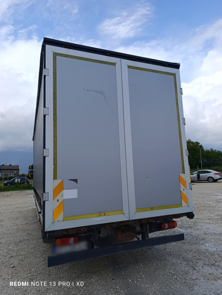 DAF LF 250 / Curtainsider 18 EPAL / sleeping cab - Tentinis sunkvežimis: foto 3 DAF LF 250 / Curtainsider 18 EPAL / sleeping cab - Tentinis sunkvežimis: foto 3