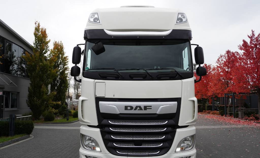 DAF XF 450 6×2 E6 / Refrigerator Lacapitaine / ATP/FRC to 2027 / 18 pallets - Refrižeratorius sunkvežimis: foto 2 DAF XF 450 6×2 E6 / Refrigerator Lacapitaine / ATP/FRC to 2027 / 18 pallets - Refrižeratorius sunkvežimis: foto 2