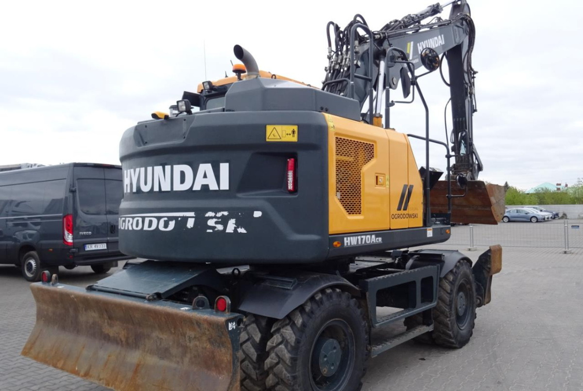HYUNDAI HW170 ACR wheel excavator / 2000 MTH / 2022 / A/C - Ratinis ekskavatorius: foto 4 HYUNDAI HW170 ACR wheel excavator / 2000 MTH / 2022 / A/C - Ratinis ekskavatorius: foto 4
