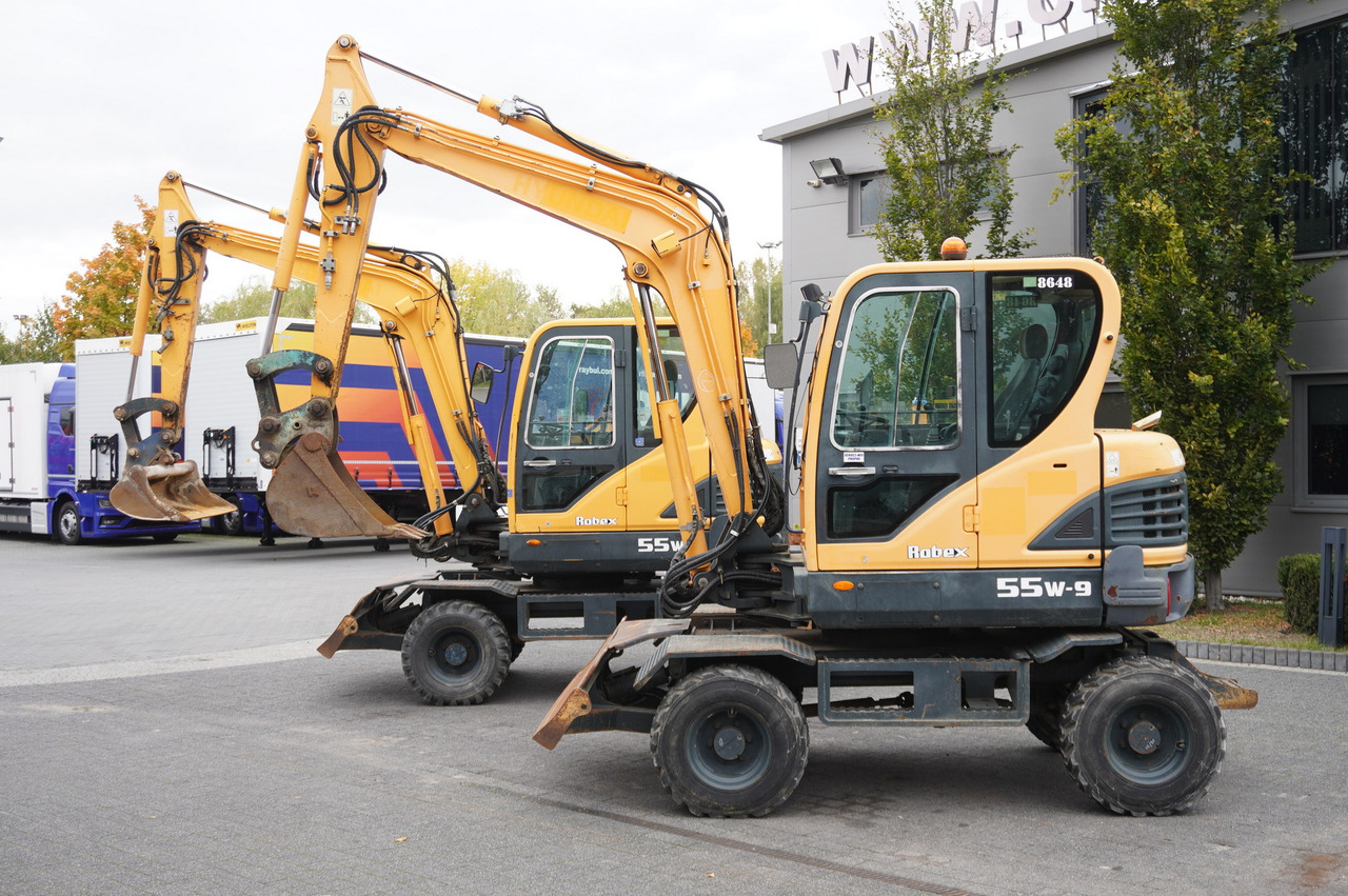Hyundai Robex 55W-9 Wheeled Excavator 5.5t / 2pcs - Ekskavatorius: foto 1 Hyundai Robex 55W-9 Wheeled Excavator 5.5t / 2pcs - Ekskavatorius: foto 1