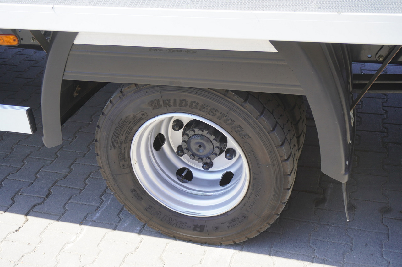 Refrižeratorius sunkvežimis IVECO Eurocargo 100-190 4x2 E6 / Refrigerator / Dhollandia 1.5 T: foto 19 Refrižeratorius sunkvežimis IVECO Eurocargo 100-190 4x2 E6 / Refrigerator / Dhollandia 1.5 T: foto 19