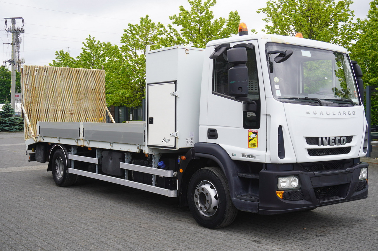 IVECO Eurocargo 150 E25 / 90 tho. km !!! / Tow truck - Autovežis sunkvežimis: foto 4 IVECO Eurocargo 150 E25 / 90 tho. km !!! / Tow truck - Autovežis sunkvežimis: foto 4