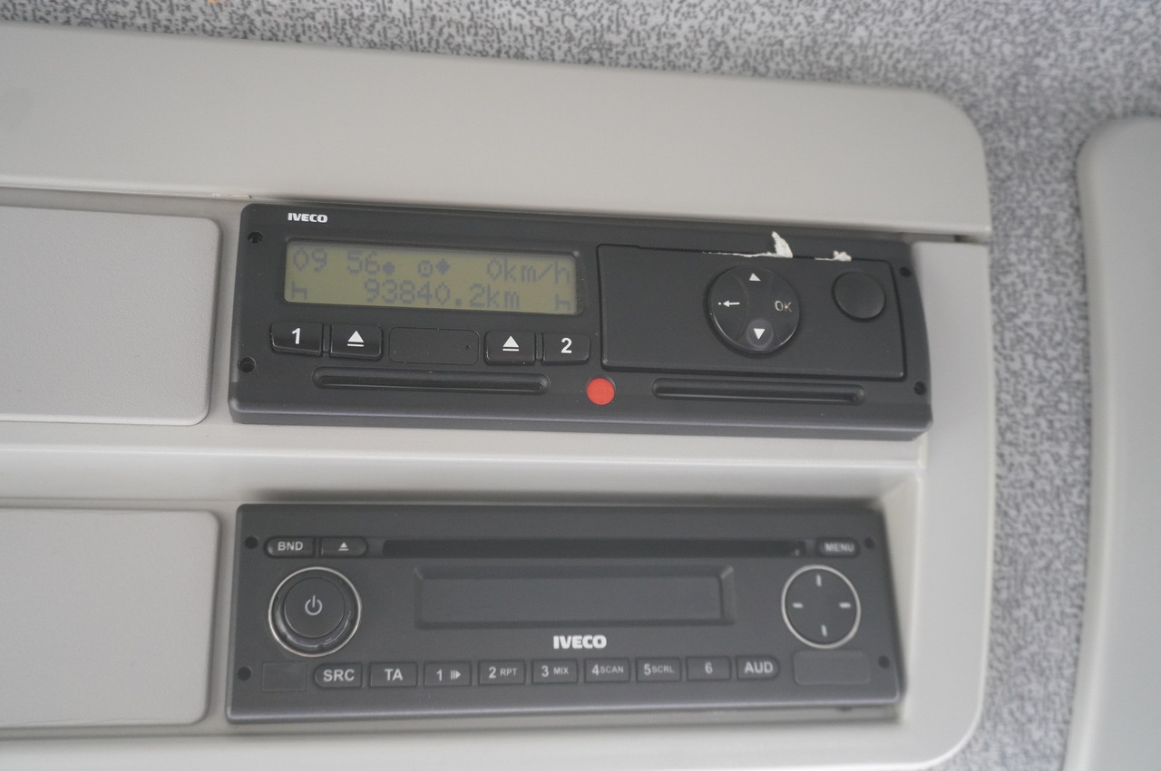 IVECO Eurocargo 150 E25 / 90 tho. km !!! / Tow truck - Autovežis sunkvežimis: foto 3 IVECO Eurocargo 150 E25 / 90 tho. km !!! / Tow truck - Autovežis sunkvežimis: foto 3