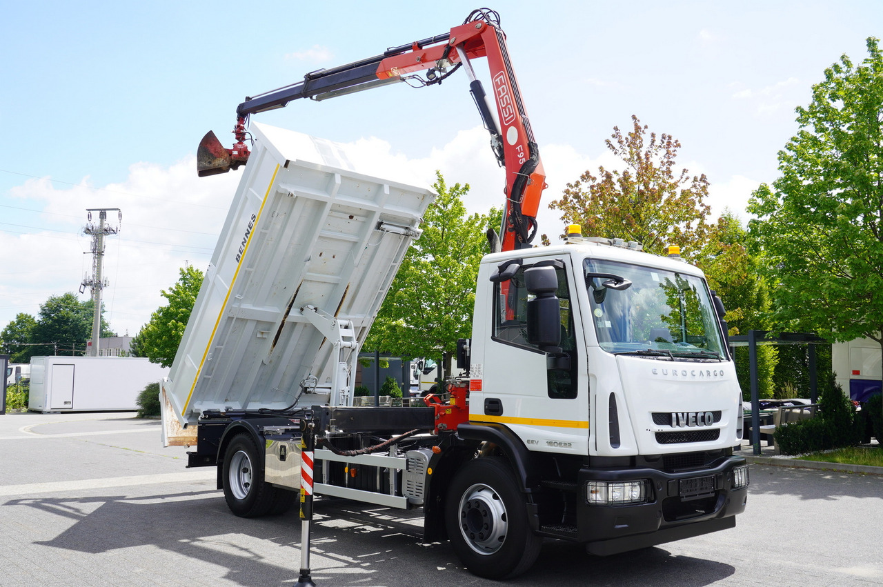 IVECO Eurocargo 160E22 EEV Dump truck / Bortmatic / Crane FASSI F95A.0.22 - Platforminis/ Bortinis sunkvežimis, Sunkvežimis su kranu: foto 3 IVECO Eurocargo 160E22 EEV Dump truck / Bortmatic / Crane FASSI F95A.0.22 - Platforminis/ Bortinis sunkvežimis, Sunkvežimis su kranu: foto 3