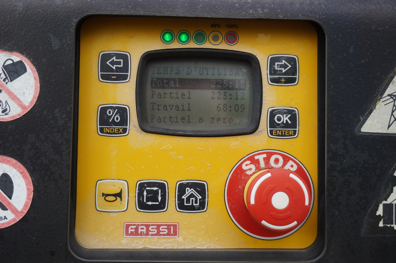 IVECO STRALIS 19.310 E6 / Flatbed 19 EPAL / FASSI F135 / 225 MTH! / 5.7 T - Platforminis/ Bortinis sunkvežimis, Sunkvežimis su kranu: foto 2 IVECO STRALIS 19.310 E6 / Flatbed 19 EPAL / FASSI F135 / 225 MTH! / 5.7 T - Platforminis/ Bortinis sunkvežimis, Sunkvežimis su kranu: foto 2