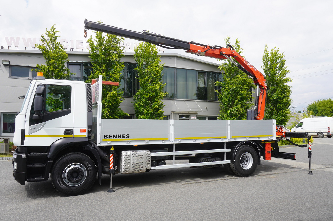 Iveco Stralis 310 / 34 tho km !!! / FASSI 4 Tons 400 MTH! / Flatbed - Sunkvežimis su kranu, Sunkvežimis su kranu: foto 5 Iveco Stralis 310 / 34 tho km !!! / FASSI 4 Tons 400 MTH! / Flatbed - Sunkvežimis su kranu, Sunkvežimis su kranu: foto 5
