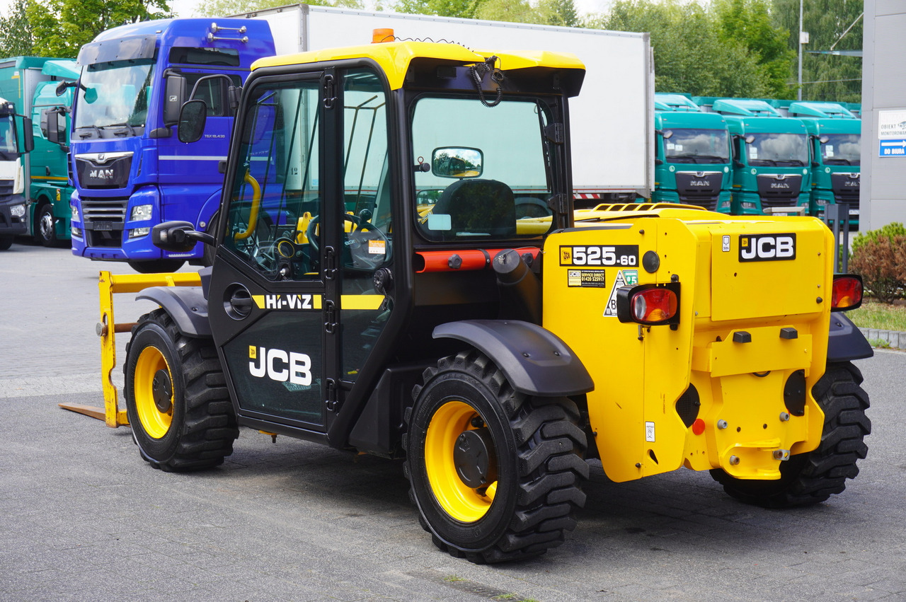 JCB 525-60T5 / 2022 / 860 MTH! / 2.5 T / Reach 6 m / joystick - Teleskopinis krautuvas: foto 4 JCB 525-60T5 / 2022 / 860 MTH! / 2.5 T / Reach 6 m / joystick - Teleskopinis krautuvas: foto 4