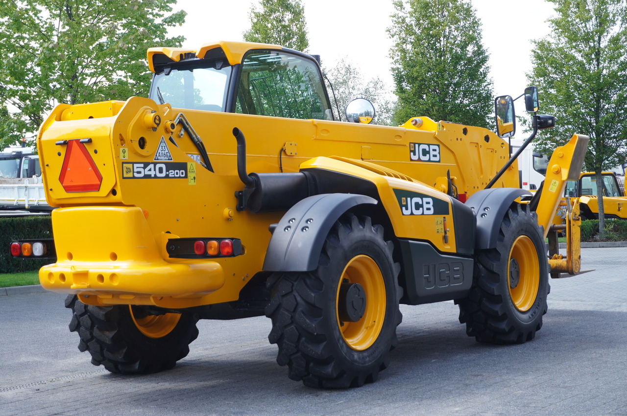 JCB 540-200 Telescopic Loader / 20 m reach / joystick - Teleskopinis ratinis krautuvas: foto 5 JCB 540-200 Telescopic Loader / 20 m reach / joystick - Teleskopinis ratinis krautuvas: foto 5