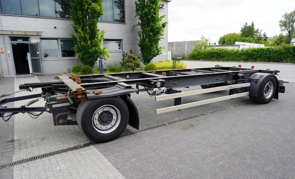 KOGEL BDF Low Deck Mega trailer - Konteineris-vežimus/ Sukeisti kūną priekaba: foto 1 KOGEL BDF Low Deck Mega trailer - Konteineris-vežimus/ Sukeisti kūną priekaba: foto 1
