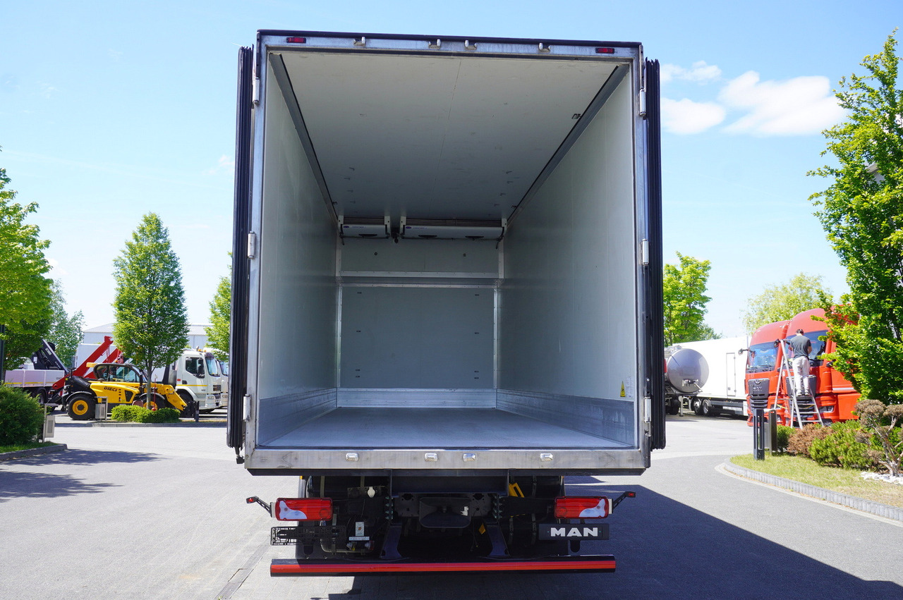 MAN GX 26.510 / 2022 / NEW Krone bitemperature refrigerated truck / Carrier Supra 850 MT / 4 units - Refrižeratorius sunkvežimis: foto 4 MAN GX 26.510 / 2022 / NEW Krone bitemperature refrigerated truck / Carrier Supra 850 MT / 4 units - Refrižeratorius sunkvežimis: foto 4