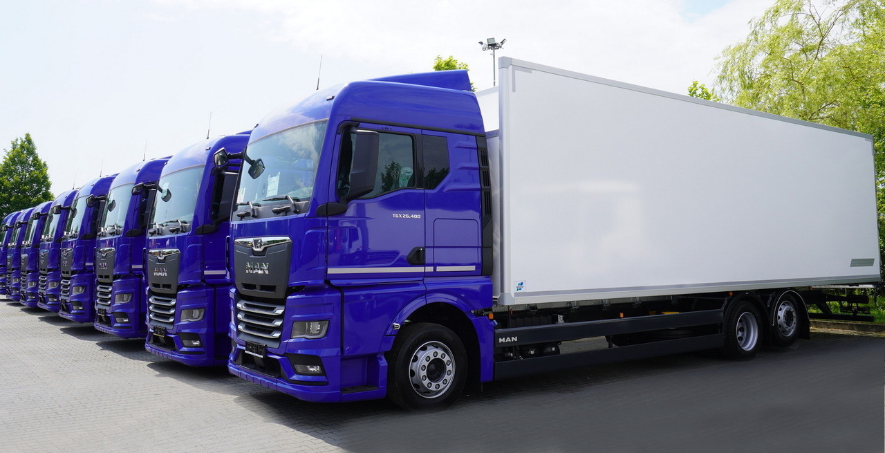 MAN New MAN TGX 26.400 / NEW IGLOOCAR refrigerator 23 pallets / 6×2 / 2024 / 10 units - Furgonas sunkvežimis: foto 4 MAN New MAN TGX 26.400 / NEW IGLOOCAR refrigerator 23 pallets / 6×2 / 2024 / 10 units - Furgonas sunkvežimis: foto 4