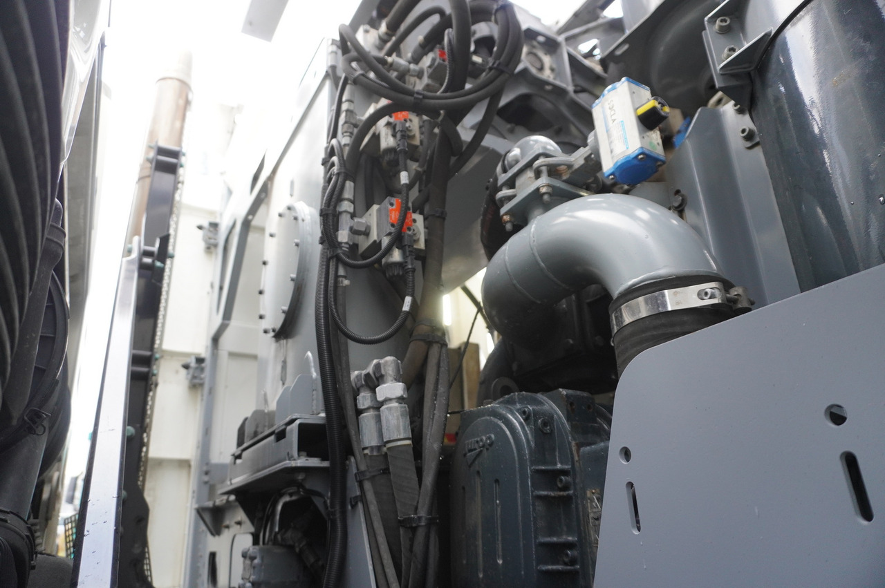 Asenizatorius MAN TGS 26.360 E6 / RIVARD sewage cleaner 18 m3 / 180 tho. km / steering axle / 2 units: foto 17