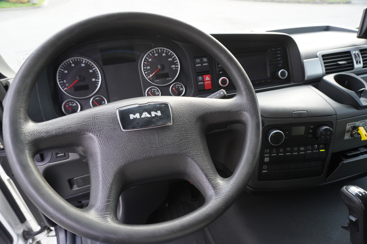 Asenizatorius MAN TGS 26.360 E6 / RIVARD sewage cleaner 18 m3 / 180 tho. km / steering axle / 2 units: foto 36