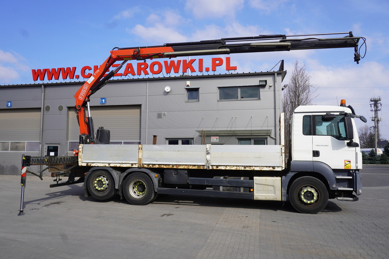 MAN TGS 26.360 Flatbed / Fassi F175 7.7 T / steered 3rd axle - Platforminis/ Bortinis sunkvežimis, Sunkvežimis su kranu: foto 4 MAN TGS 26.360 Flatbed / Fassi F175 7.7 T / steered 3rd axle - Platforminis/ Bortinis sunkvežimis, Sunkvežimis su kranu: foto 4