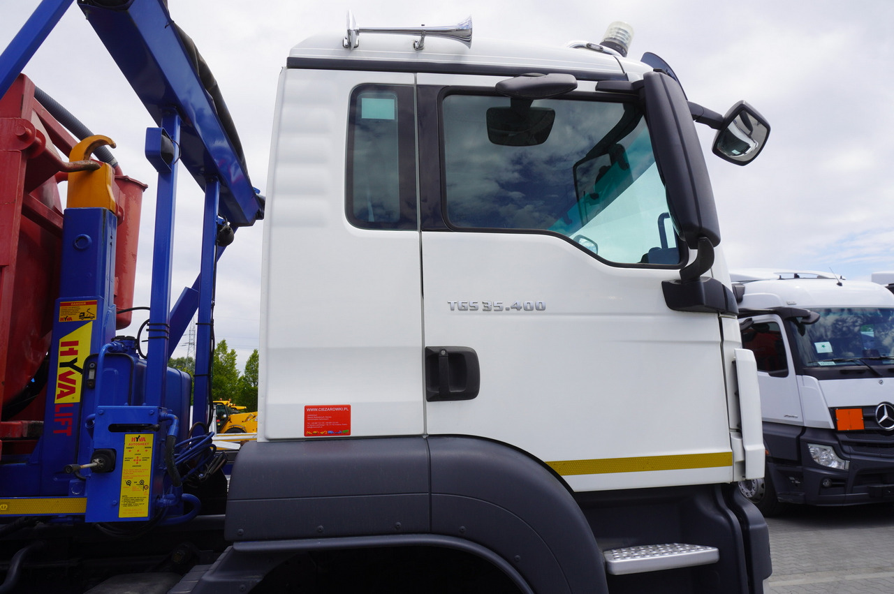 Srutovežis MAN TGS 35.400 8 × 4 E5 / HYVA HOOK LIFT 32.56 SE / Septic barrel 13000 L: foto 17