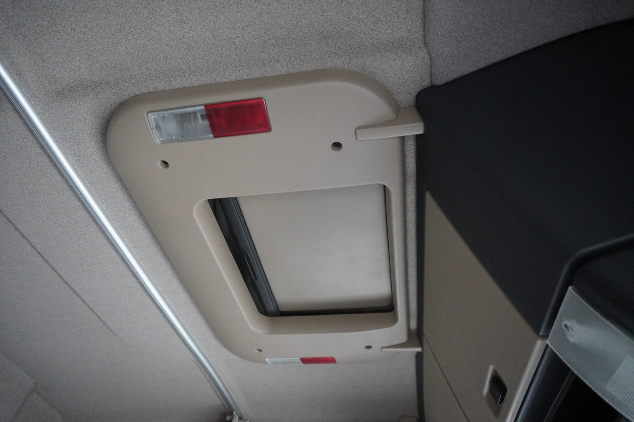 Srutovežis MAN TGS 35.420 8×2 / NEW septic barrel 13000 L / 3 steered axles: foto 27