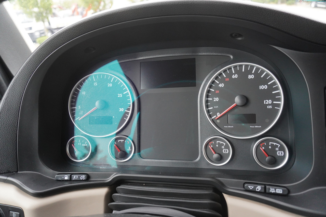 Srutovežis MAN TGS 35.420 8×2 / NEW septic barrel 13000 L / 3 steered axles: foto 22