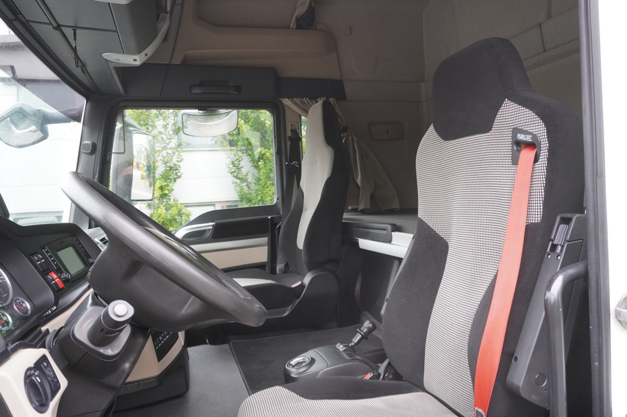 Srutovežis MAN TGS 35.420 8×2 / NEW septic barrel 13000 L / 3 steered axles: foto 19