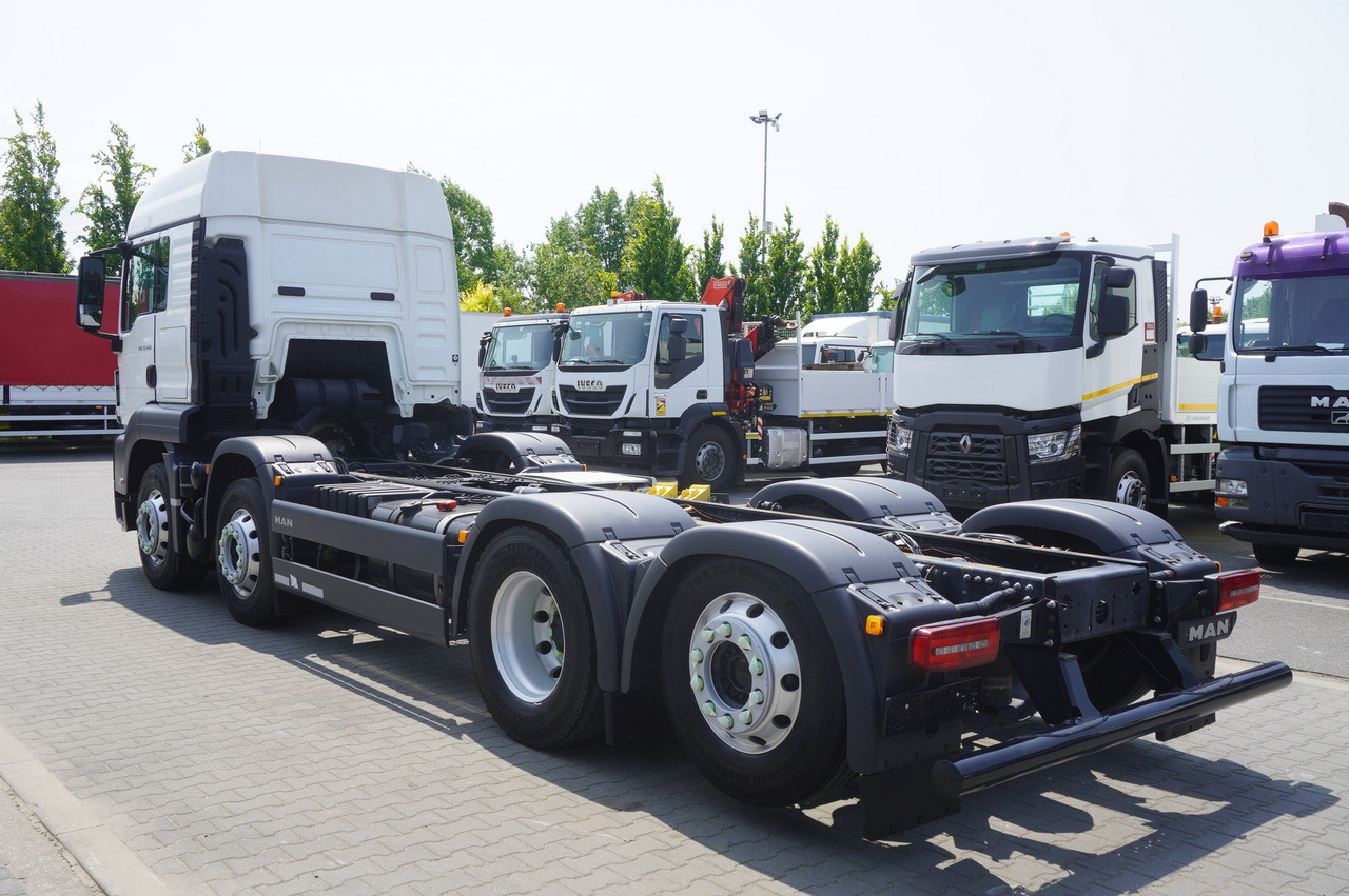 MAN TGS 35.420 8x2 / Chassis 6.4 m / 3 steered axles - Sunkvežimis su kranu: foto 4 MAN TGS 35.420 8x2 / Chassis 6.4 m / 3 steered axles - Sunkvežimis su kranu: foto 4