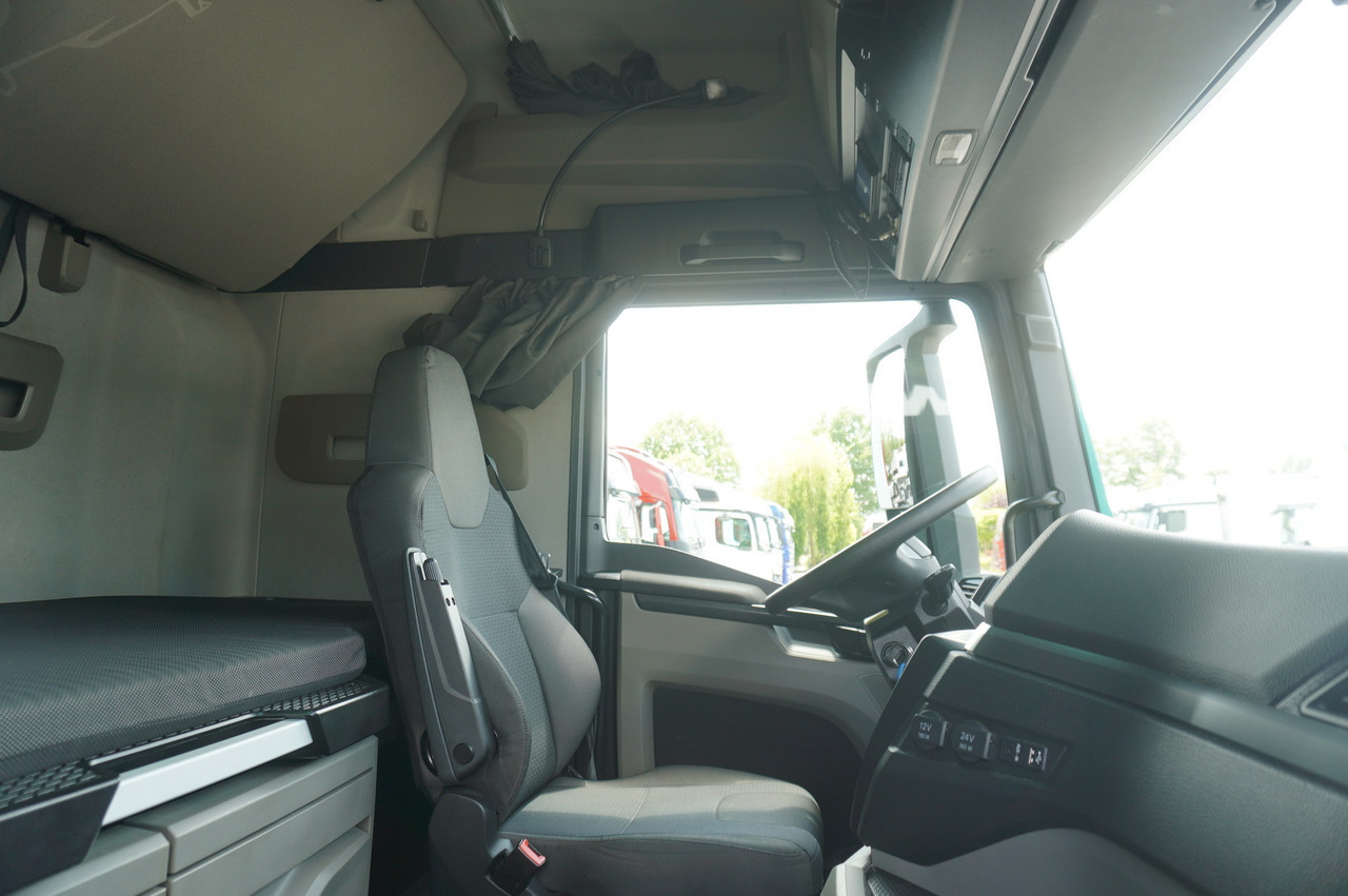 Tentinis sunkvežimis MAN TGX 18.470 / 2022 / Curtainsider 19 EPAL / Retarder / 15 units: foto 29