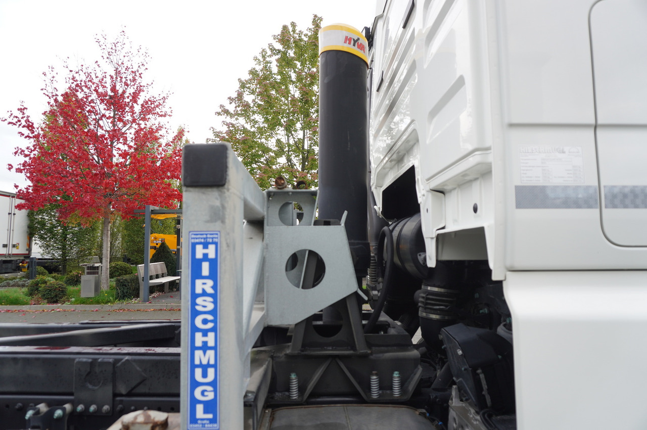 MAN TGX 26.470 6x2 COINTAINERKIPPER HYVA HIRMSCHLING / 200 tho. km! - Savivartis sunkvežimis: foto 2 MAN TGX 26.470 6x2 COINTAINERKIPPER HYVA HIRMSCHLING / 200 tho. km! - Savivartis sunkvežimis: foto 2