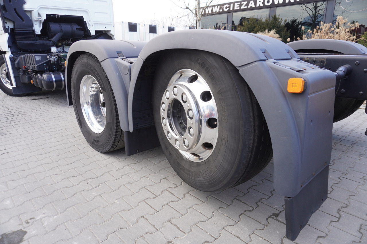 MAN TGX 26,500 / 500 HP / steering 3rd axle / 20 t cap. / Chassis 6.5 m - Važiuoklės sunkvežimis: foto 2 MAN TGX 26,500 / 500 HP / steering 3rd axle / 20 t cap. / Chassis 6.5 m - Važiuoklės sunkvežimis: foto 2