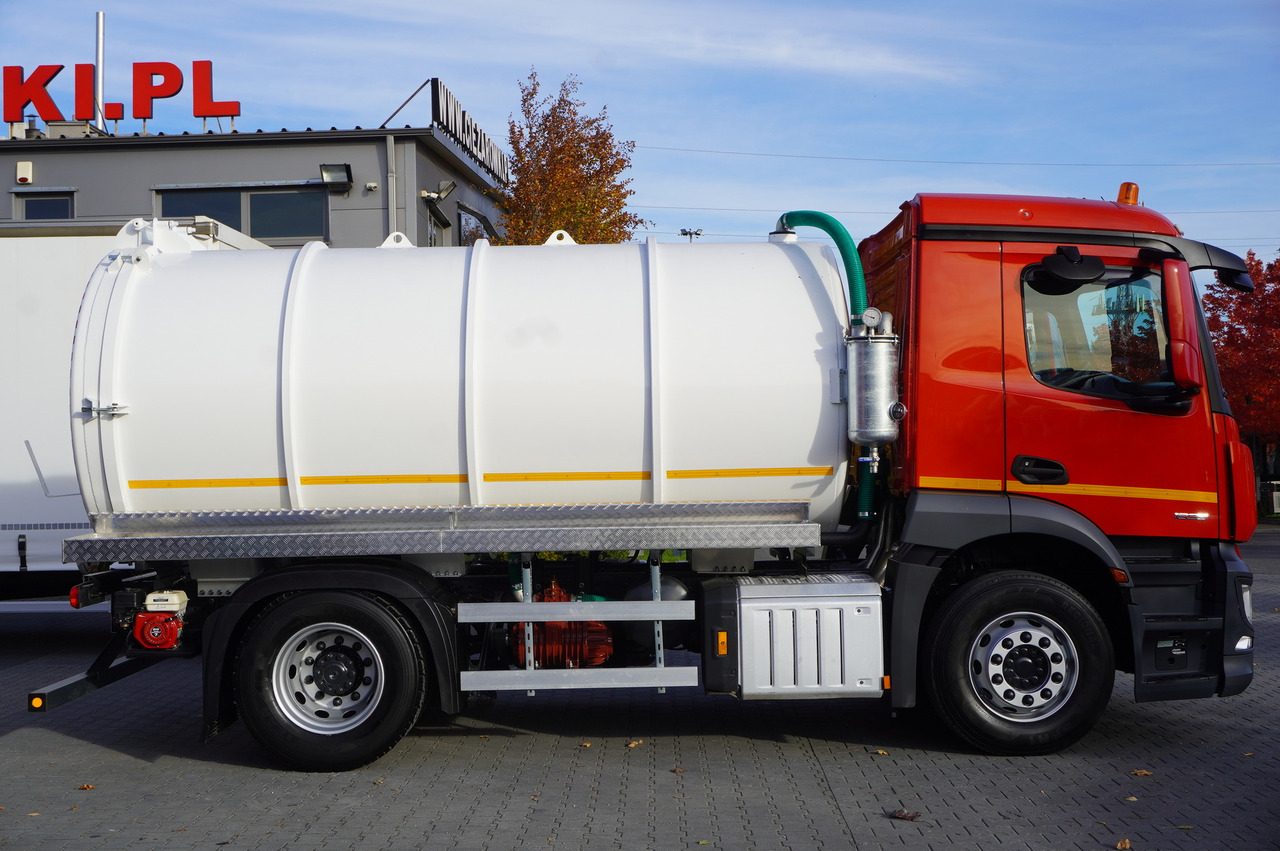 MERCEDES-BENZ Actros 1833 / 260 tho. km / NEW septic tank 11000 l - Autocisterna: foto 2 MERCEDES-BENZ Actros 1833 / 260 tho. km / NEW septic tank 11000 l - Autocisterna: foto 2