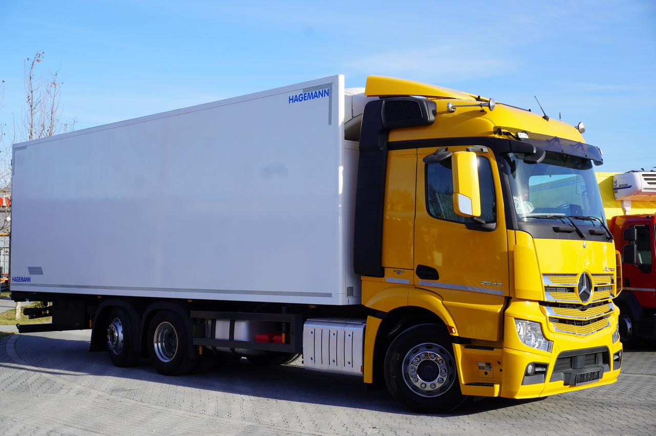 MERCEDES-BENZ Actros 2543 E6 6×2 / Refrigerated truck / ATP/FRC / 20 pallets / 260000 km!!! - Refrižeratorius sunkvežimis: foto 5 MERCEDES-BENZ Actros 2543 E6 6×2 / Refrigerated truck / ATP/FRC / 20 pallets / 260000 km!!! - Refrižeratorius sunkvežimis: foto 5