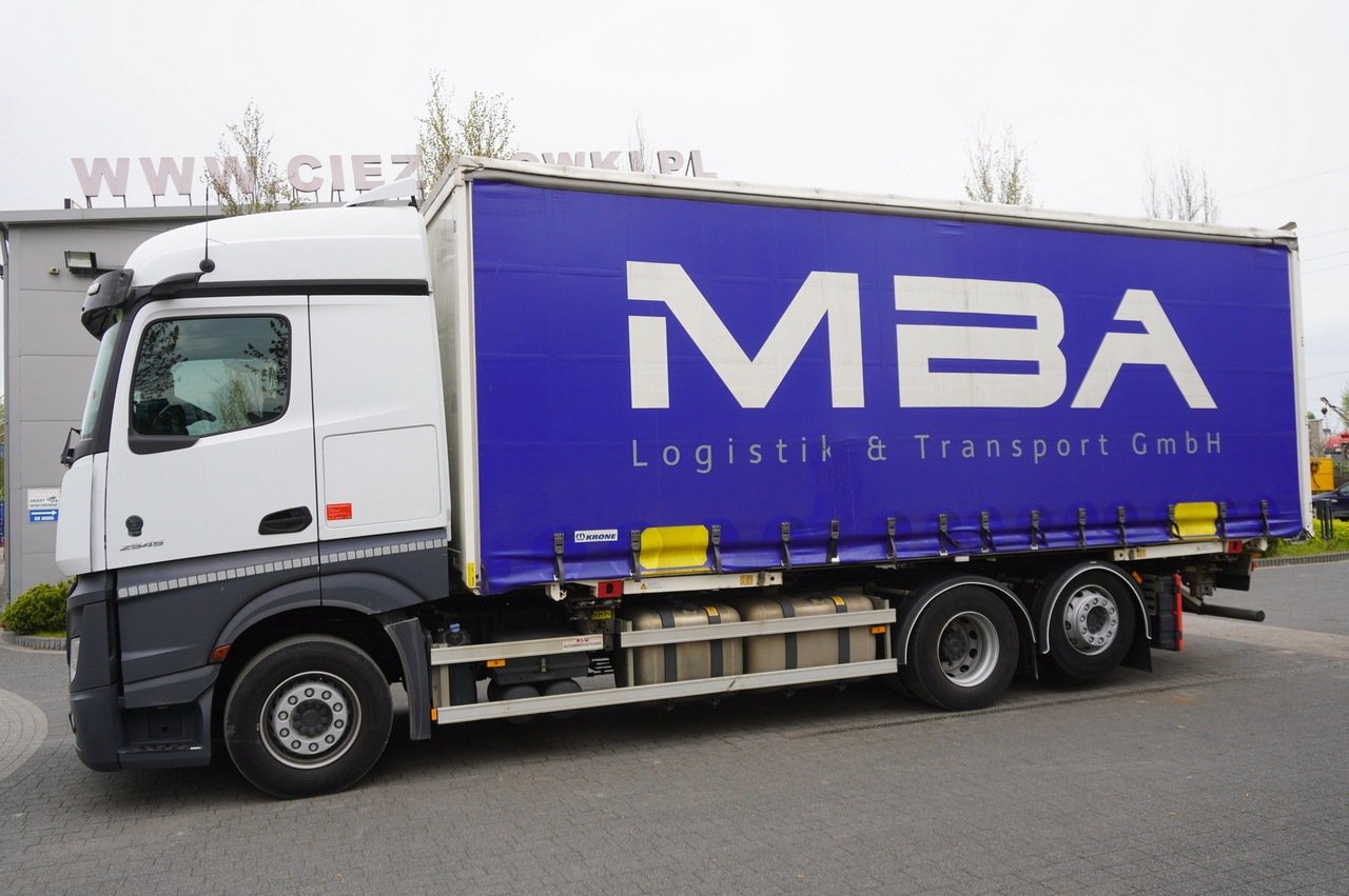 MERCEDES-BENZ Actros 2545 / 2021 / Curtainsider 18 EPAL / sleeper cab - Tentinis sunkvežimis: foto 2 MERCEDES-BENZ Actros 2545 / 2021 / Curtainsider 18 EPAL / sleeper cab - Tentinis sunkvežimis: foto 2