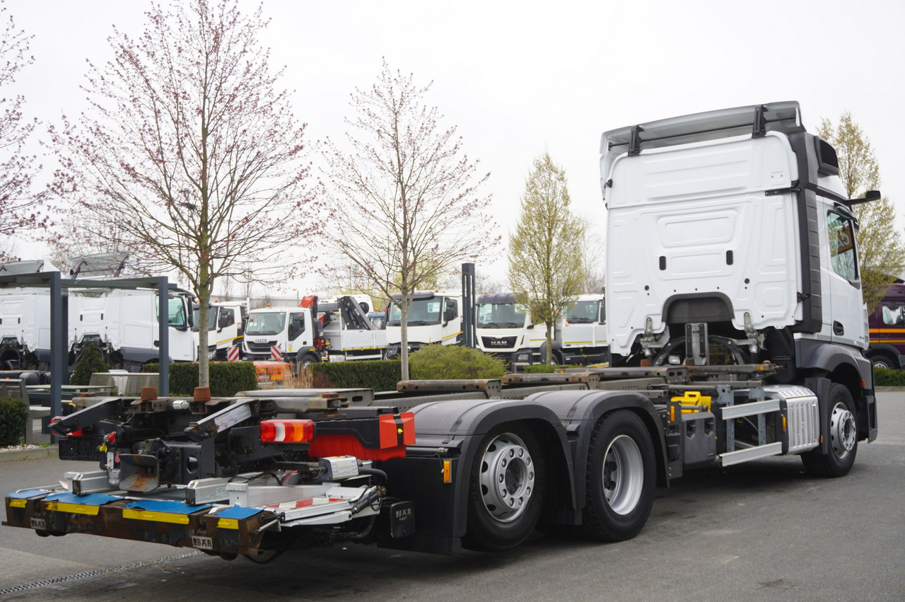 MERCEDES-BENZ Actros 2545 6×2 MP5 / FULL ADR / several units - Konteineris-vežimus/ Sukeisti kūną sunkvežimis: foto 3 MERCEDES-BENZ Actros 2545 6×2 MP5 / FULL ADR / several units - Konteineris-vežimus/ Sukeisti kūną sunkvežimis: foto 3