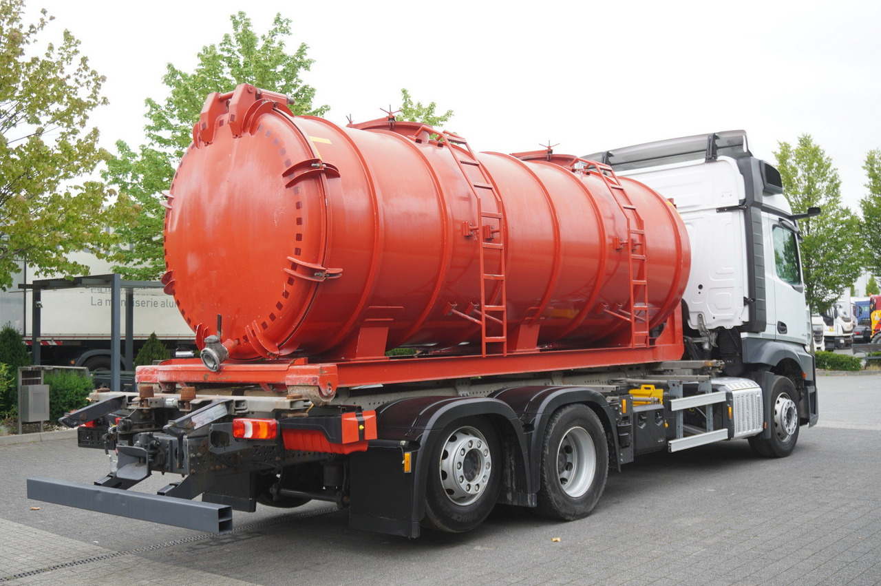 MERCEDES-BENZ Actros 2545 6 × 2 MP5 / NEW septic barrel 13000 L - Autocisterna: foto 4 MERCEDES-BENZ Actros 2545 6 × 2 MP5 / NEW septic barrel 13000 L - Autocisterna: foto 4