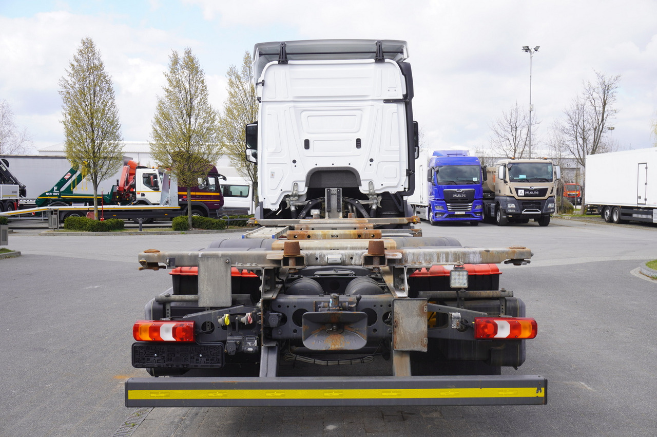 MERCEDES-BENZ Actros 2545 6x2 MP5 / Full ADR / BDF - Konteineris-vežimus/ Sukeisti kūną sunkvežimis: foto 4 MERCEDES-BENZ Actros 2545 6x2 MP5 / Full ADR / BDF - Konteineris-vežimus/ Sukeisti kūną sunkvežimis: foto 4