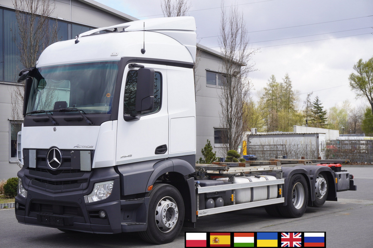 MERCEDES-BENZ Actros 2545 6x2 MP5 / Full ADR / BDF - Konteineris-vežimus/ Sukeisti kūną sunkvežimis: foto 1 MERCEDES-BENZ Actros 2545 6x2 MP5 / Full ADR / BDF - Konteineris-vežimus/ Sukeisti kūną sunkvežimis: foto 1