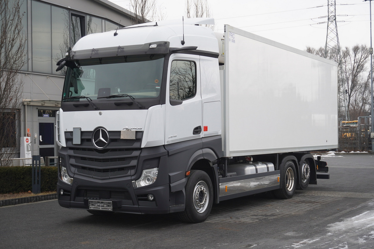 MERCEDES-BENZ Actros 2545 / Zaibas meat hook refrigerator 18 EPAL / 2022 - Refrižeratorius sunkvežimis: foto 1 MERCEDES-BENZ Actros 2545 / Zaibas meat hook refrigerator 18 EPAL / 2022 - Refrižeratorius sunkvežimis: foto 1