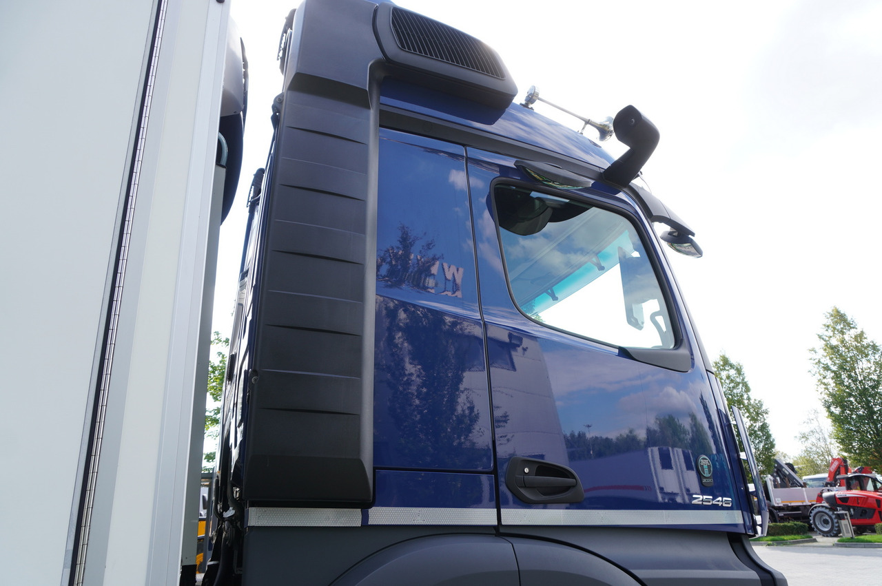 Refrižeratorius sunkvežimis MERCEDES-BENZ Actros 2546 / Lecapitaine refrigerator 20 EPAL / Multitemperature / Carrier Supra 1150 MT [ Copy ]: foto 15