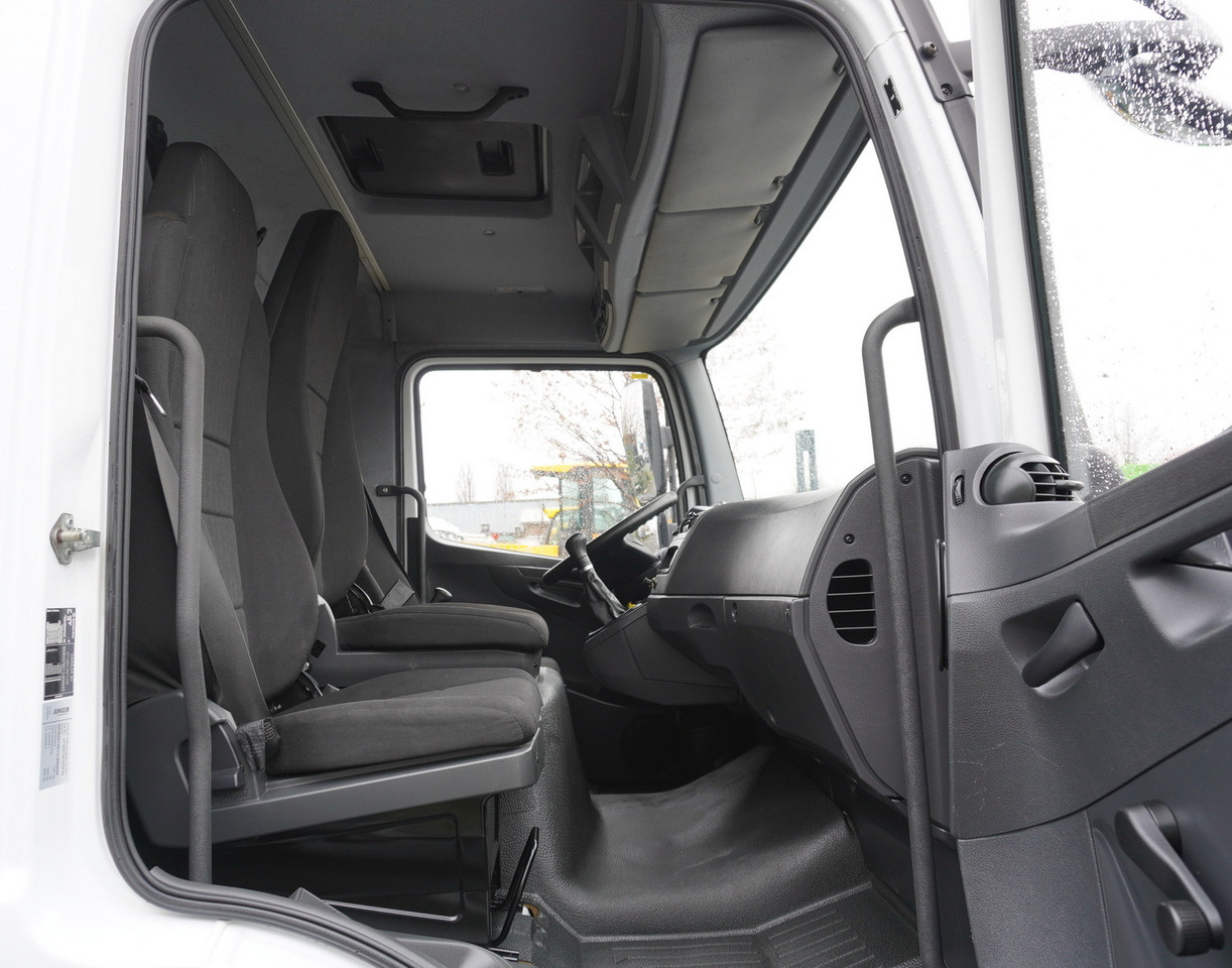 Furgonas sunkvežimis MERCEDES-BENZ Atego 816 E6 4x2 / container / 15 pallets: foto 7