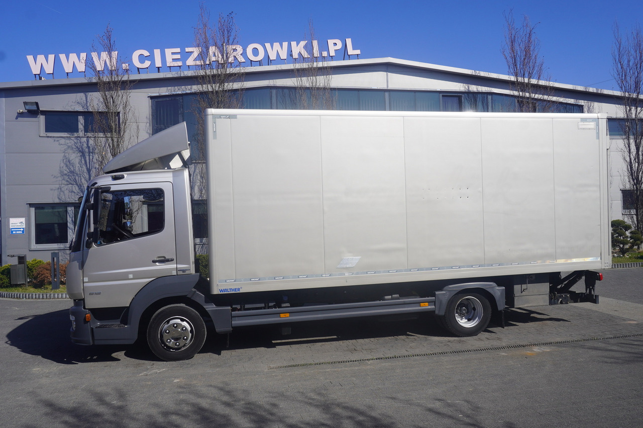 MERCEDES-BENZ Atego 818 / Box superstructure / DAUTEL tailgate 1.5 T - Furgonas sunkvežimis: foto 2 MERCEDES-BENZ Atego 818 / Box superstructure / DAUTEL tailgate 1.5 T - Furgonas sunkvežimis: foto 2