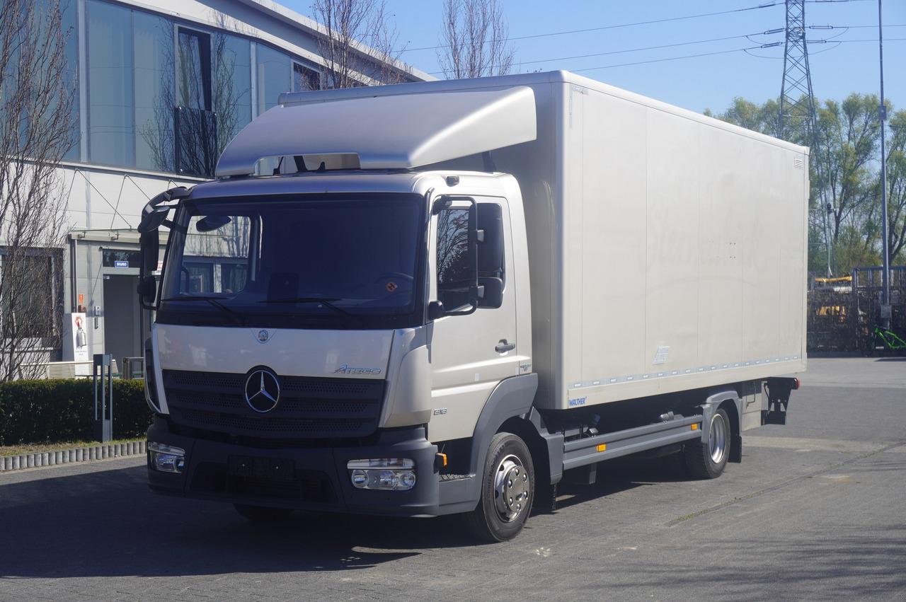 MERCEDES-BENZ Atego 818 / Box superstructure / DAUTEL tailgate 1.5T - Furgonas sunkvežimis: foto 1 MERCEDES-BENZ Atego 818 / Box superstructure / DAUTEL tailgate 1.5T - Furgonas sunkvežimis: foto 1