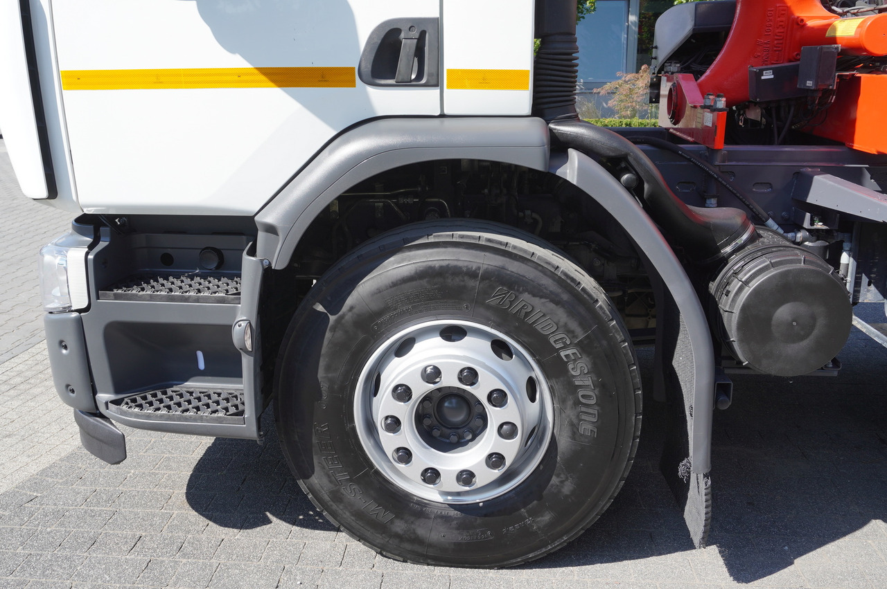 Platforminis/ Bortinis sunkvežimis, Sunkvežimis su kranu RENAULT C280 DTI 8 / FASSI crane 5.6 T / range 8 m / Flatbed 15 EPAL: foto 14