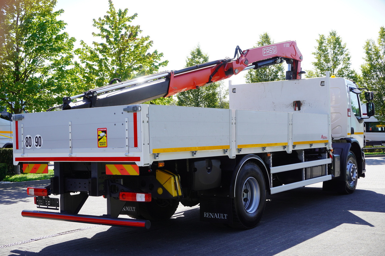 RENAULT C280 DTI 8 / FASSI crane 5.6 T / range 8 m / Flatbed 15 EPAL - Platforminis/ Bortinis sunkvežimis, Sunkvežimis su kranu: foto 5 RENAULT C280 DTI 8 / FASSI crane 5.6 T / range 8 m / Flatbed 15 EPAL - Platforminis/ Bortinis sunkvežimis, Sunkvežimis su kranu: foto 5