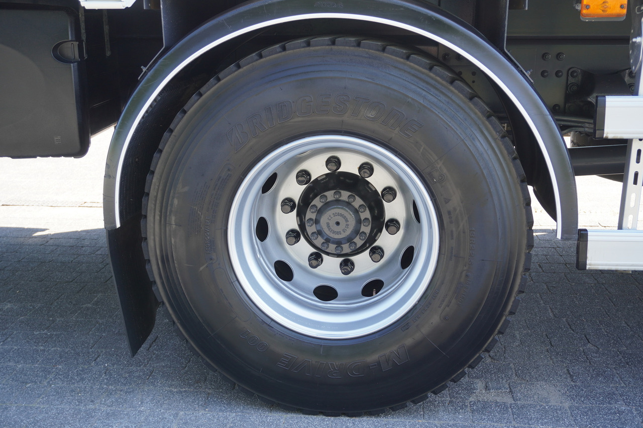 Platforminis/ Bortinis sunkvežimis, Sunkvežimis su kranu RENAULT C280 DTI 8 / FASSI crane 5.6 T / range 8 m / Flatbed 15 EPAL: foto 9