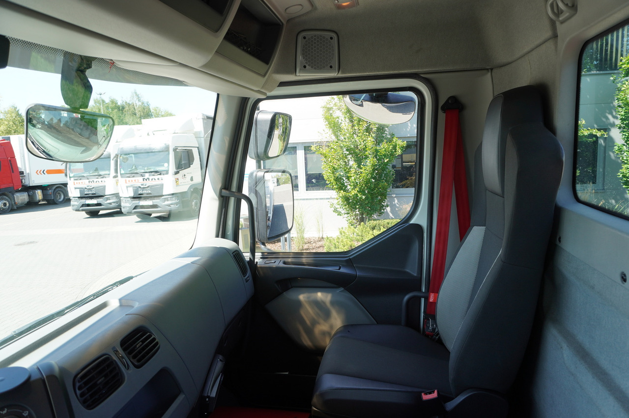 Platforminis/ Bortinis sunkvežimis, Sunkvežimis su kranu RENAULT C280 DTI 8 / FASSI crane 5.6 T / range 8 m / Flatbed 15 EPAL: foto 20