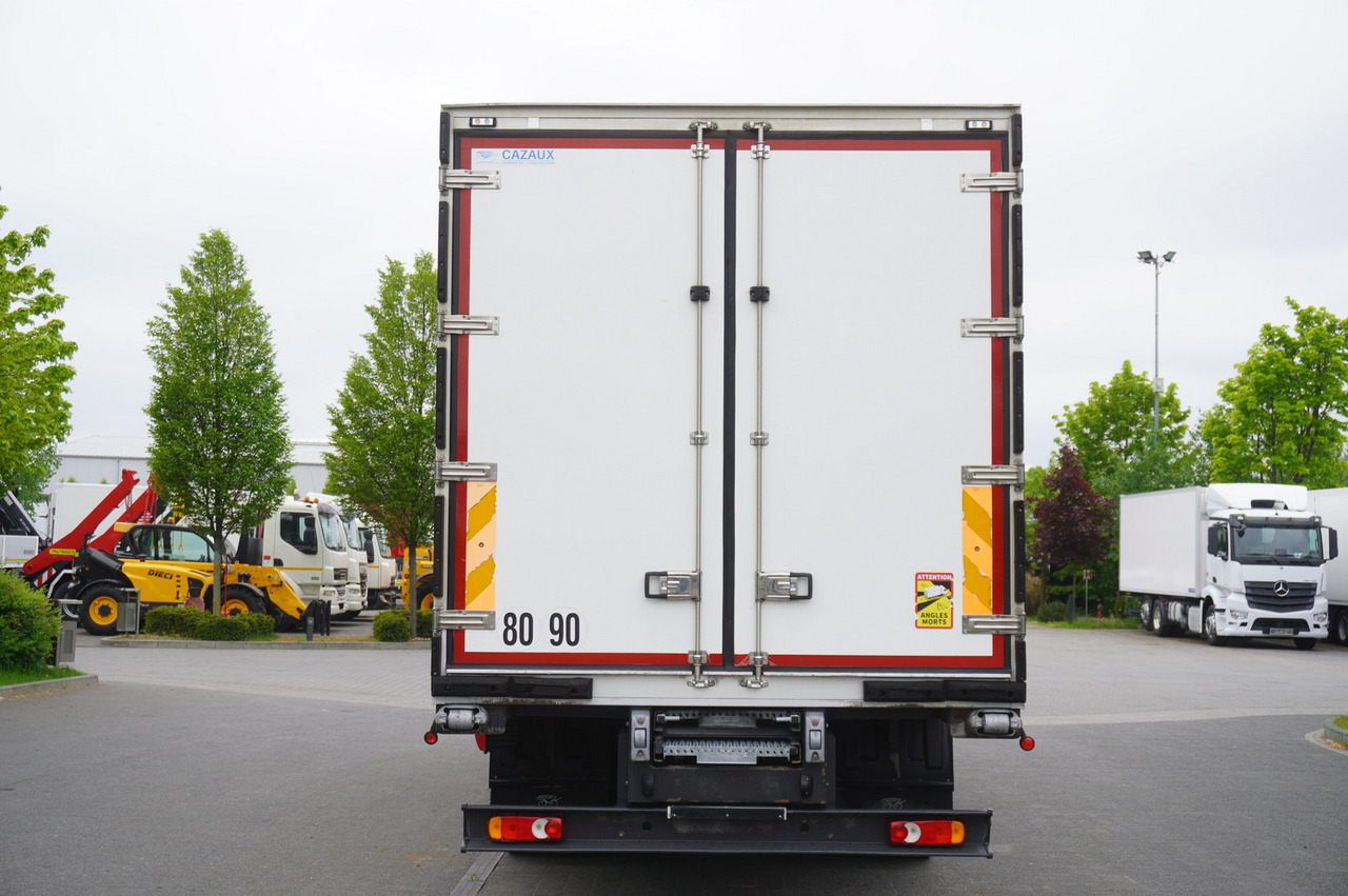 RENAULT D13 / 140 tho km !!! / Meat hook refrigerator / Thermoking T800R / 2 units - Refrižeratorius sunkvežimis: foto 4 RENAULT D13 / 140 tho km !!! / Meat hook refrigerator / Thermoking T800R / 2 units - Refrižeratorius sunkvežimis: foto 4