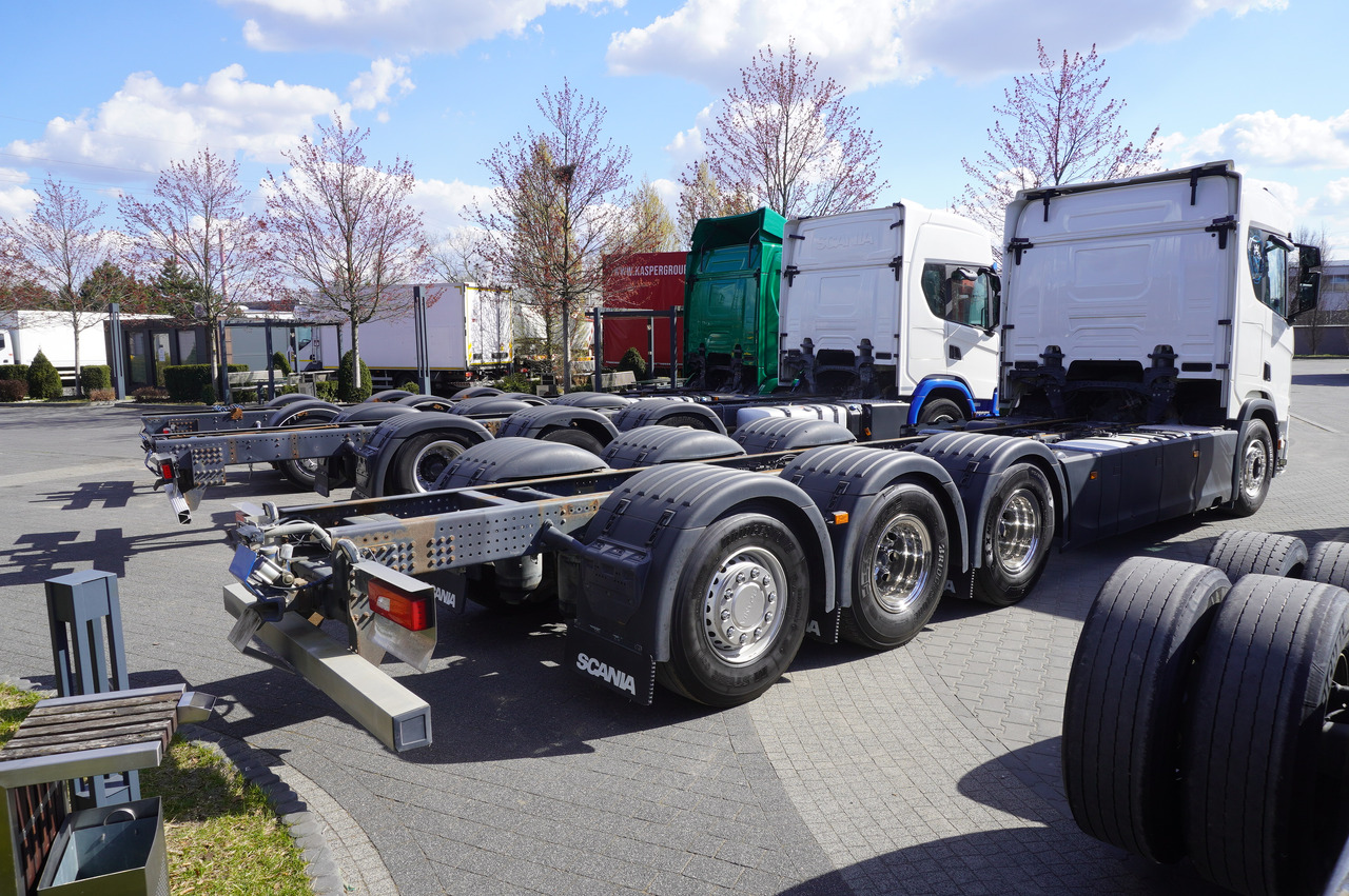 SCANIA R650 V8 / 650 HP/ frame 8.8 m / steered 4th axis / 20 units - Sunkvežimis su kranu: foto 5 SCANIA R650 V8 / 650 HP/ frame 8.8 m / steered 4th axis / 20 units - Sunkvežimis su kranu: foto 5