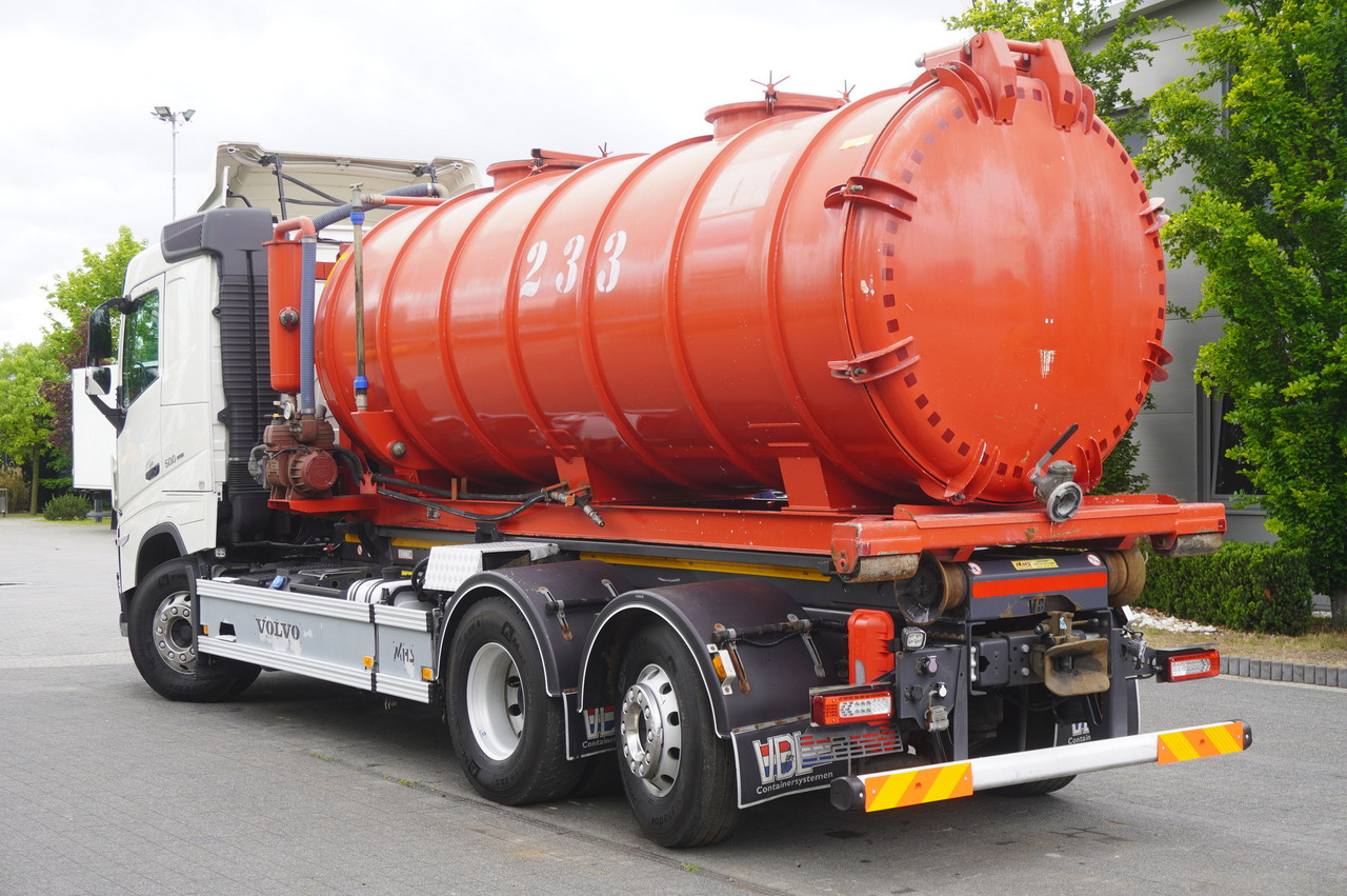 VOLVO Volvo FH 500 / Septic barrel 13000 l / Hook lift 21 t / 2022 / 3rd axle steered / 2 units - Hook-lift sunkvežimis: foto 5 VOLVO Volvo FH 500 / Septic barrel 13000 l / Hook lift 21 t / 2022 / 3rd axle steered / 2 units - Hook-lift sunkvežimis: foto 5
